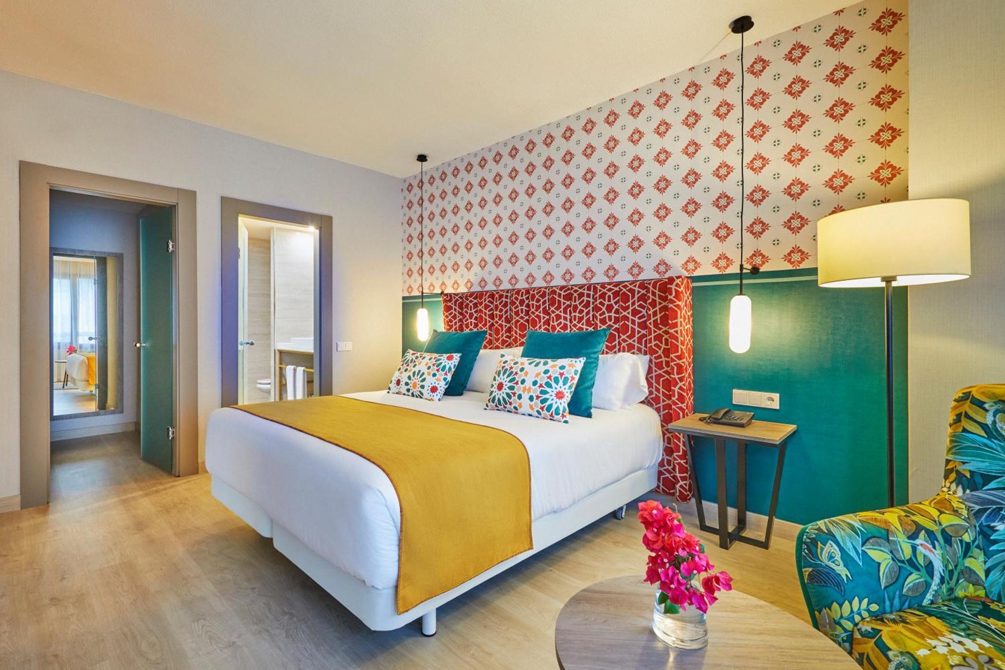 Hotel Hesperia 4*